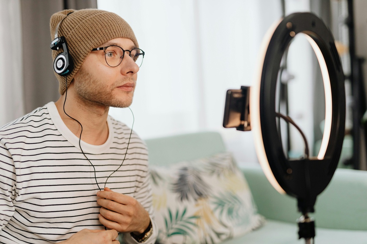 Podcast PR: ako získať 50 vystúpení za 6 mesiacov pre rast značky